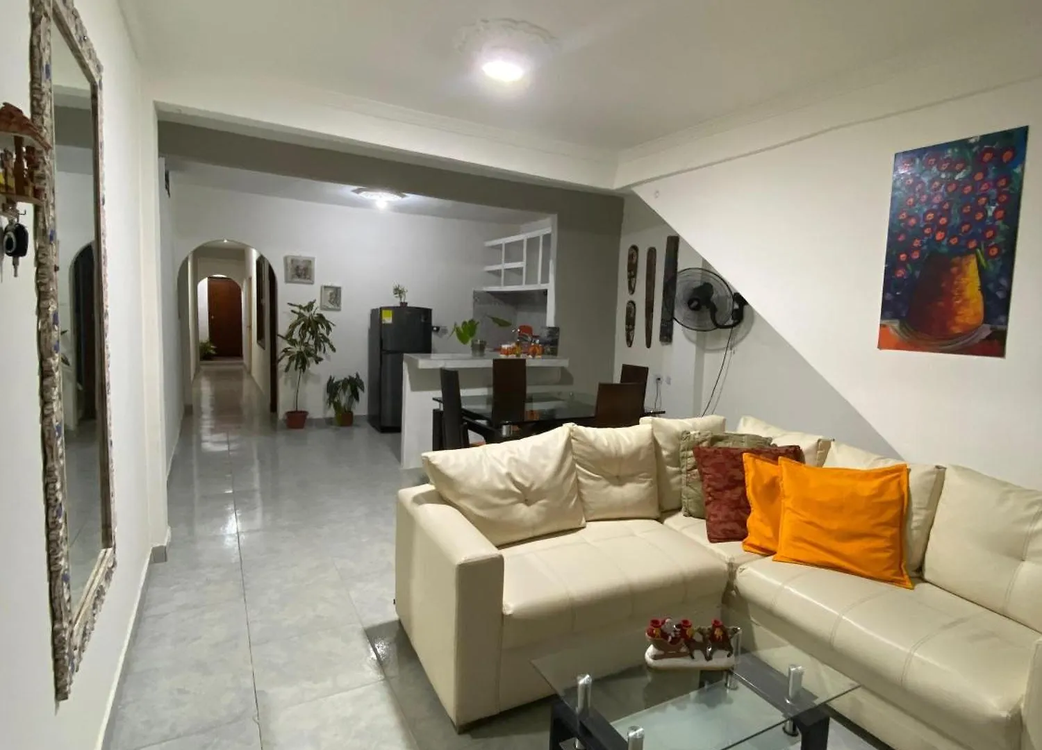 Casa Alojamiento Entero - Cerca Al Castillo San Felipe Cartagena